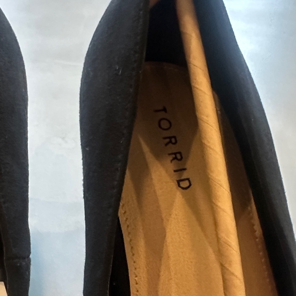 Torrid Elegant Black Heels - Picture 2 of 4